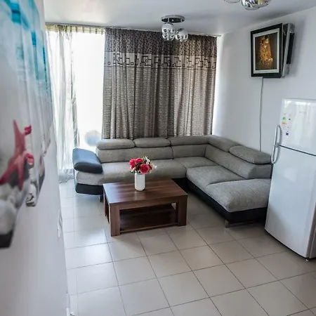 Blue アパート ネプトゥン